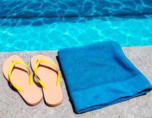 Идеальное полотенце для бассейна: какое не подведет?
