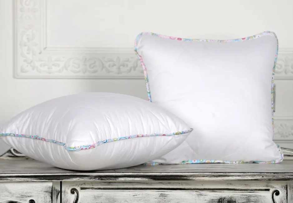 Подушка ANNA FLAUM HOME COUNTRY 70*70 средняя